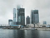 Modern Moscow – a new quarter rises up in the middle of the city. (photo)