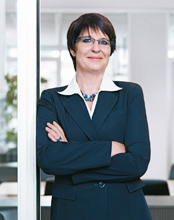 Dr. Jutta Matreux, head of Corporate Services at the Burghausen plant. (Foto)