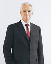 Dr. Peter-Alexander Wacker, Vorsitzender des Aufsichtsrats der Wacker Chemie AG (Foto)
