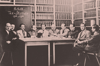 Inventors of the 2nd WACKER process concerning the cost-effective production of acetaldehyde, 1957 (photo)