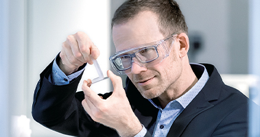 Dr. Florian Liesener (Photo)